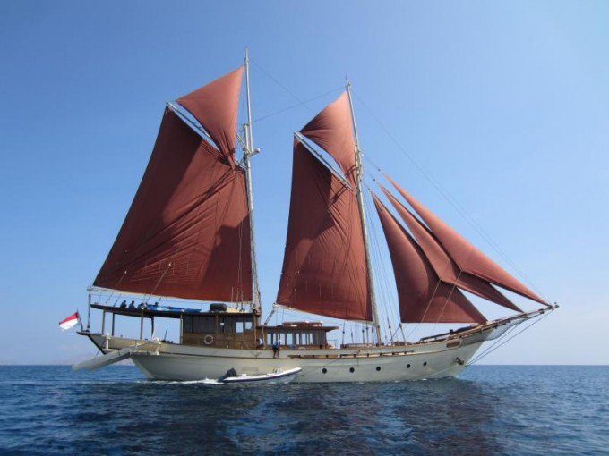 Classic Sailing Yacht SI DATU BUA